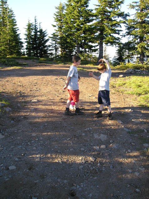 6.24-25.06 Memaloose Lake 089 